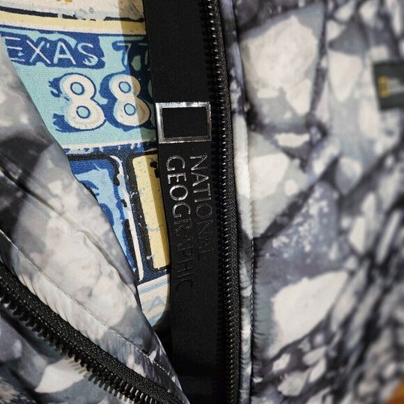 Disney National Geographic Avalanche Puffer Jacket XXL Black White - Picture 9 of 9